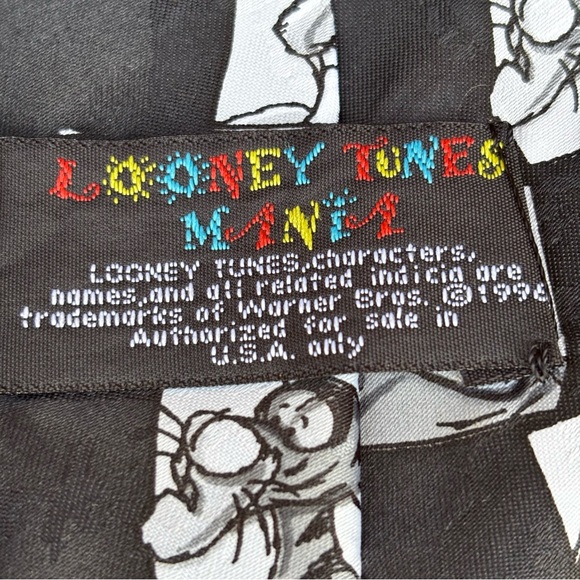 Disney Winnie the Pooh Neckties Tigger Piglet Eeyore Multicolor Novelty Ties 90s - Picture 5 of 6